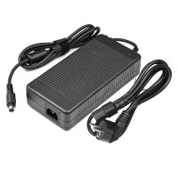 Original 330W XMG U702 ULTRA Gaming Notebook 17.3" Netzteil